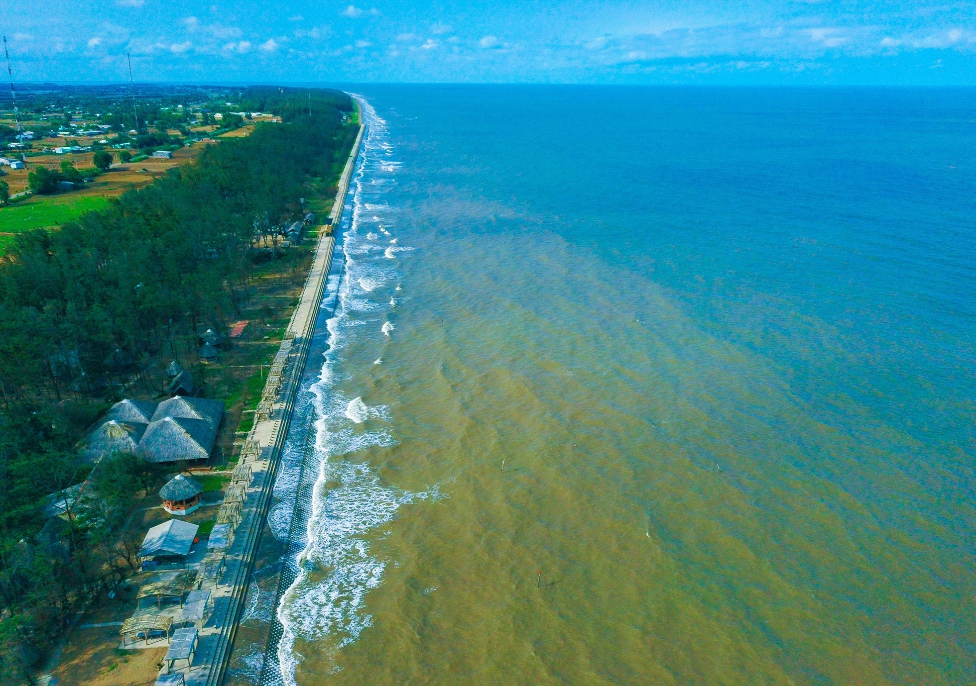 Biển Ba Động. Ảnh: Thám hiểm Mekong