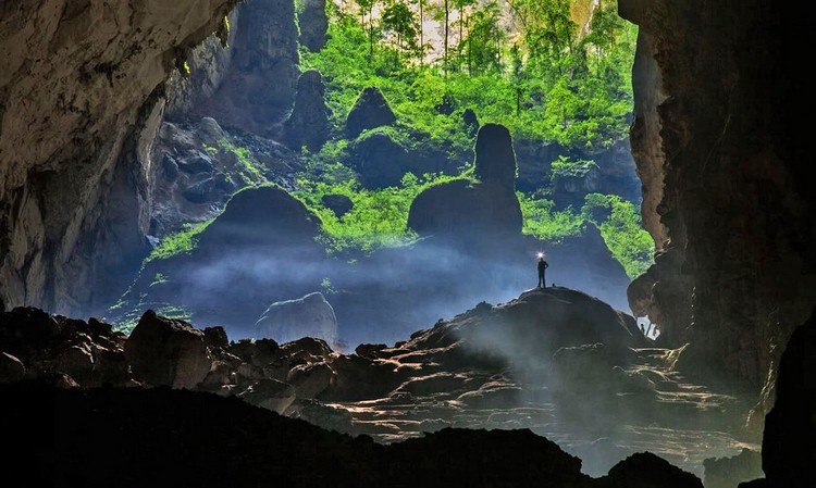 Khám phá top 6 hang động đẹp nhất Việt Nam