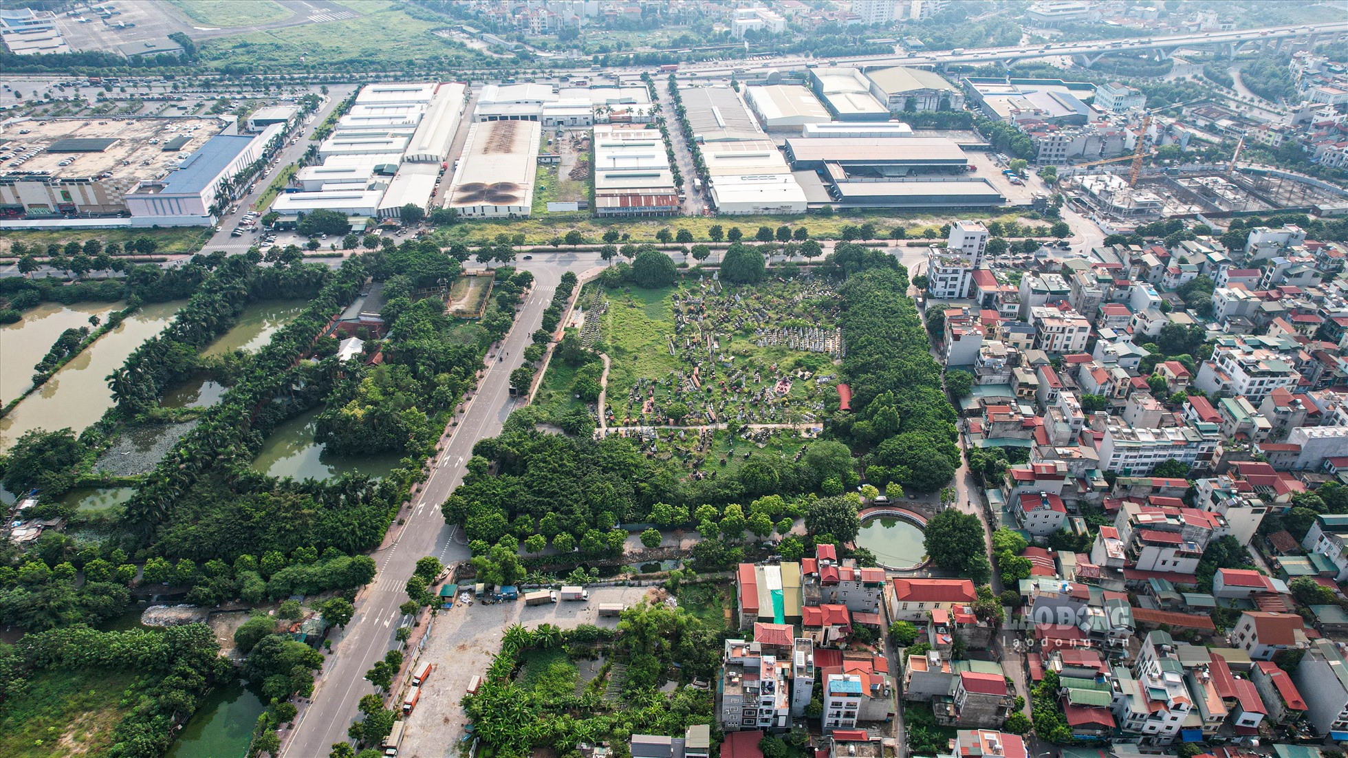 Theo quy hoạch phân khu N10, toàn bộ khu đất hiện là nghĩa trang Trường Lâm được quy hoạch xây trường học.
