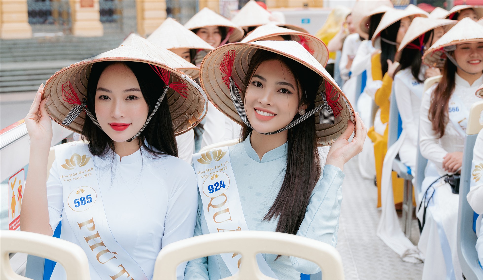 Ngày 19/10, các thi sinh Hoa hậu Du lịch Việt Nam 2022 có chuyến đi khám phá Hà Nội để tìm hiểu về các điểm du lịch, khám phá nét đẹp văn hóa, lịch sử của mảnh đất ngàn năm văn hiến.