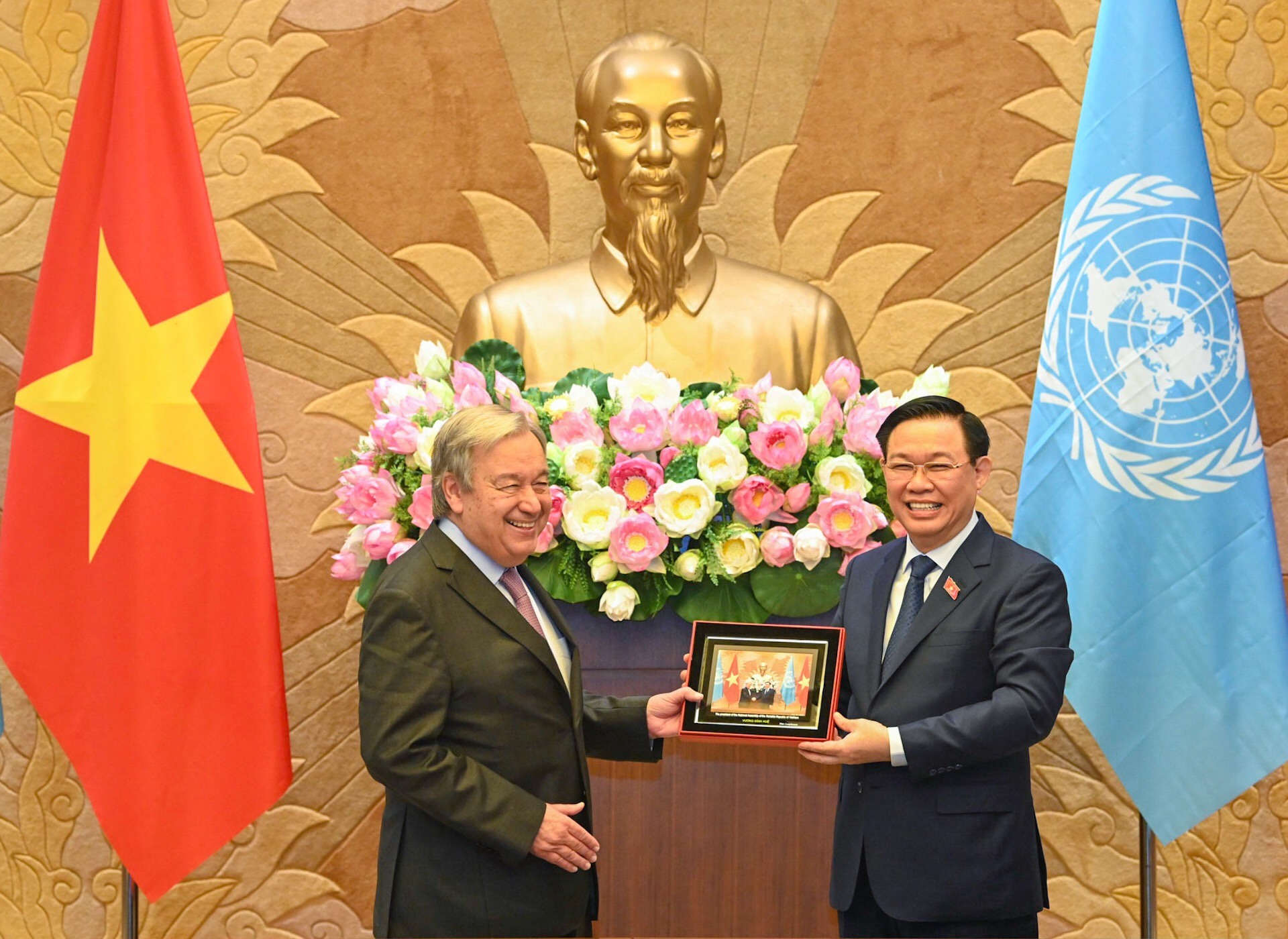 “Việt Nam hoàn toàn tự hào vì tiếng nói của các bạn được tất cả các quốc gia tôn trọng” - Tổng Thư ký Liên Hợp Quốc nhận định. Ảnh: TTXVN