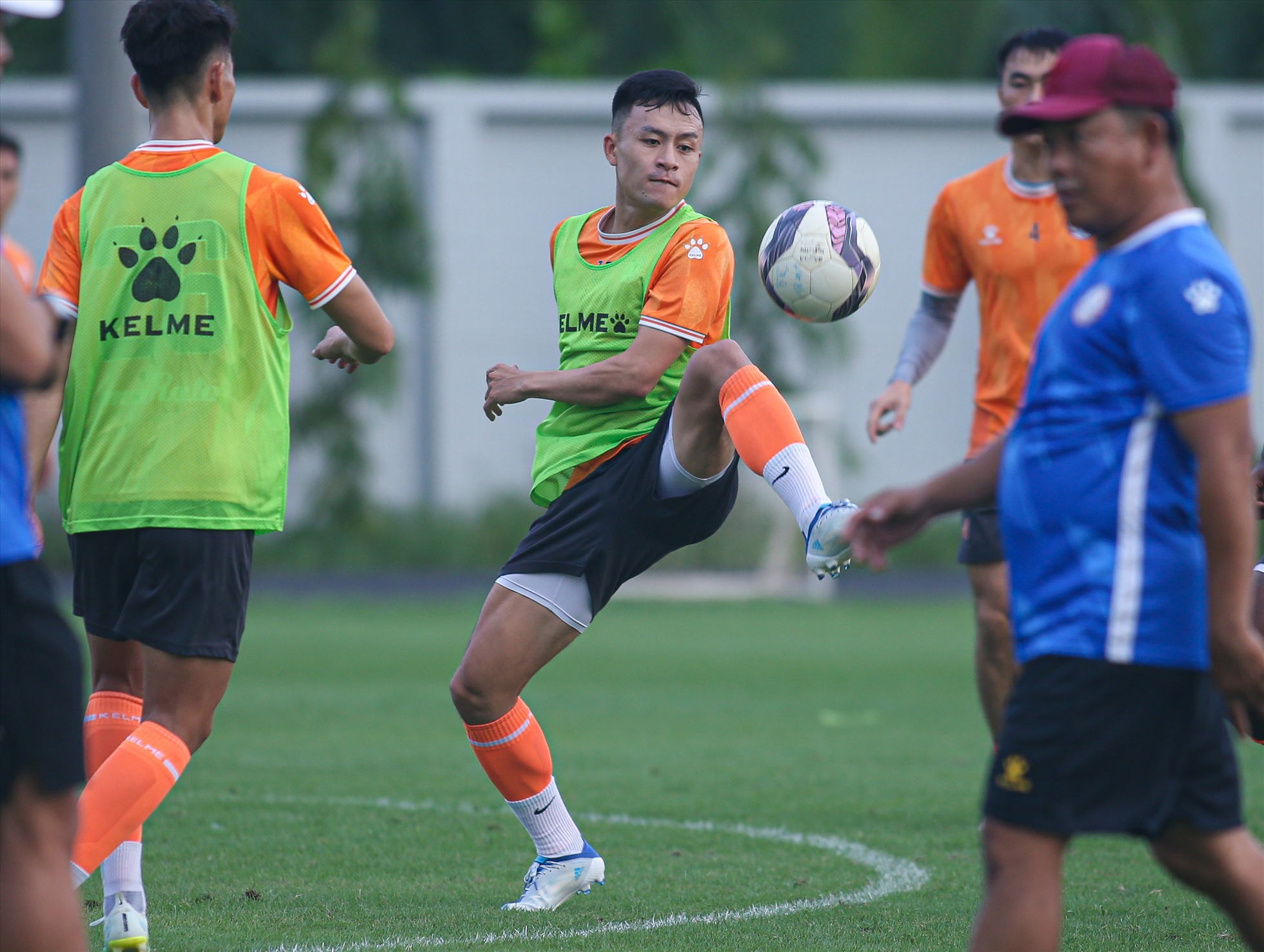 Dù đang gặp nhiều khó khăn nhưng câu lạc bộ TPHCM vẫn đặt mục tiêu giành chiến thắng trước Sông Lam Nghệ An.