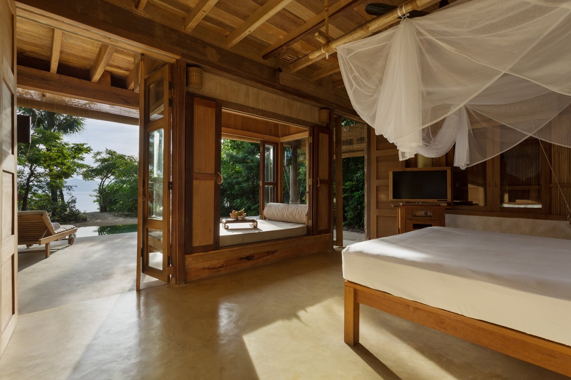 Nội thất sang trọng, gần gũi với thiên nhiên Ảnh: Six Senses Ninh Van Bay