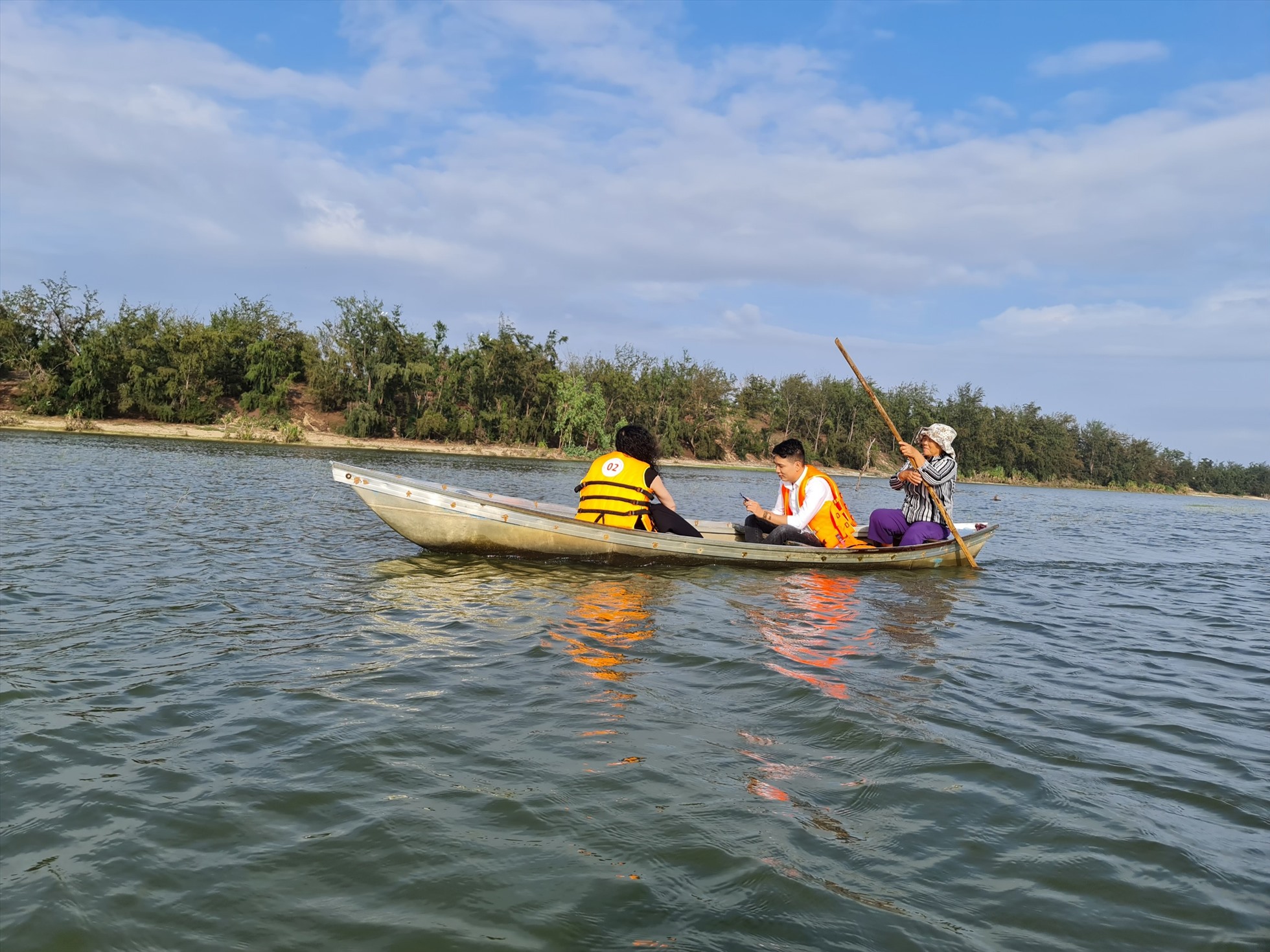 Đầm có diện tích mặt nước 347 ha, là một trong những điều kiện môi sinh quan trọng hình thành Văn hóa Sa Huỳnh.