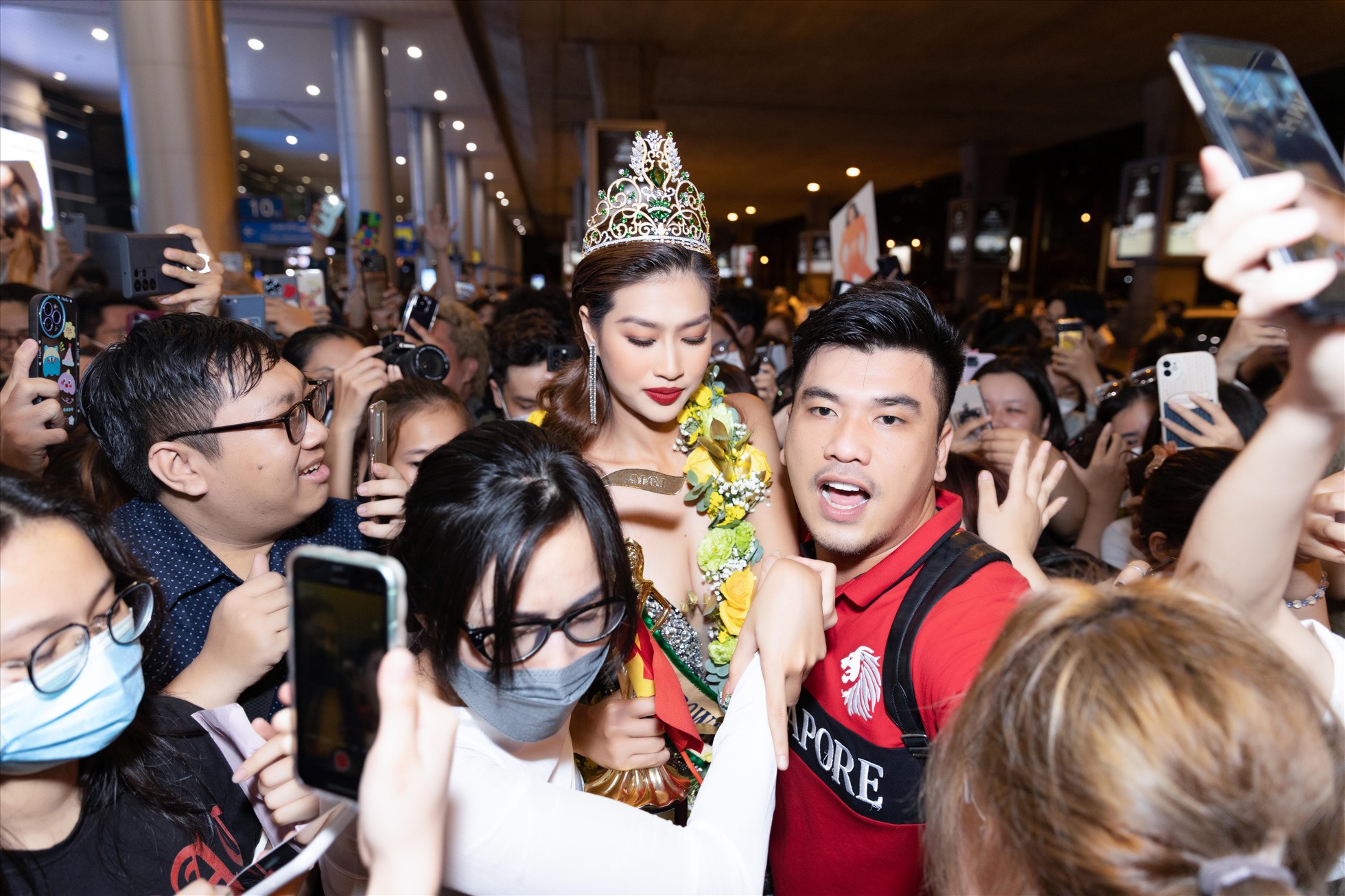 Hoa hậu Hòa bình Việt Nam 2022 Đoàn Thiên Ân chính thức về nước sau hành trình chinh phục Miss Grand International 2022.