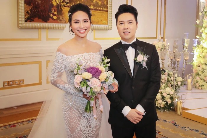 Ca sĩ Lê Hiếu và vợ đón con đầu lòng sau 3 năm kết hôn. Ảnh: FBNV