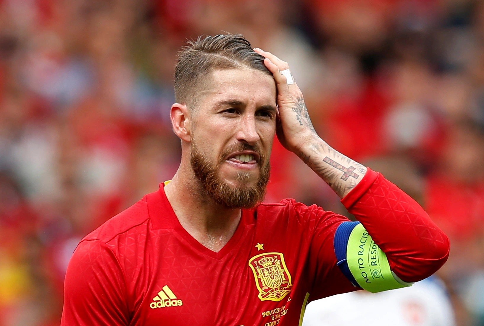 Đón xem những khoảnh khắc đỉnh cao của đội tuyển bóng đá Tây Ban Nha tại World Cup 2022! Tận hưởng trận đấu gay cấn và những bàn thắng đẹp mắt của những cầu thủ tài năng. Hãy chuẩn bị sẵn sàng để cổ vũ cho đội bóng yêu thích của bạn!