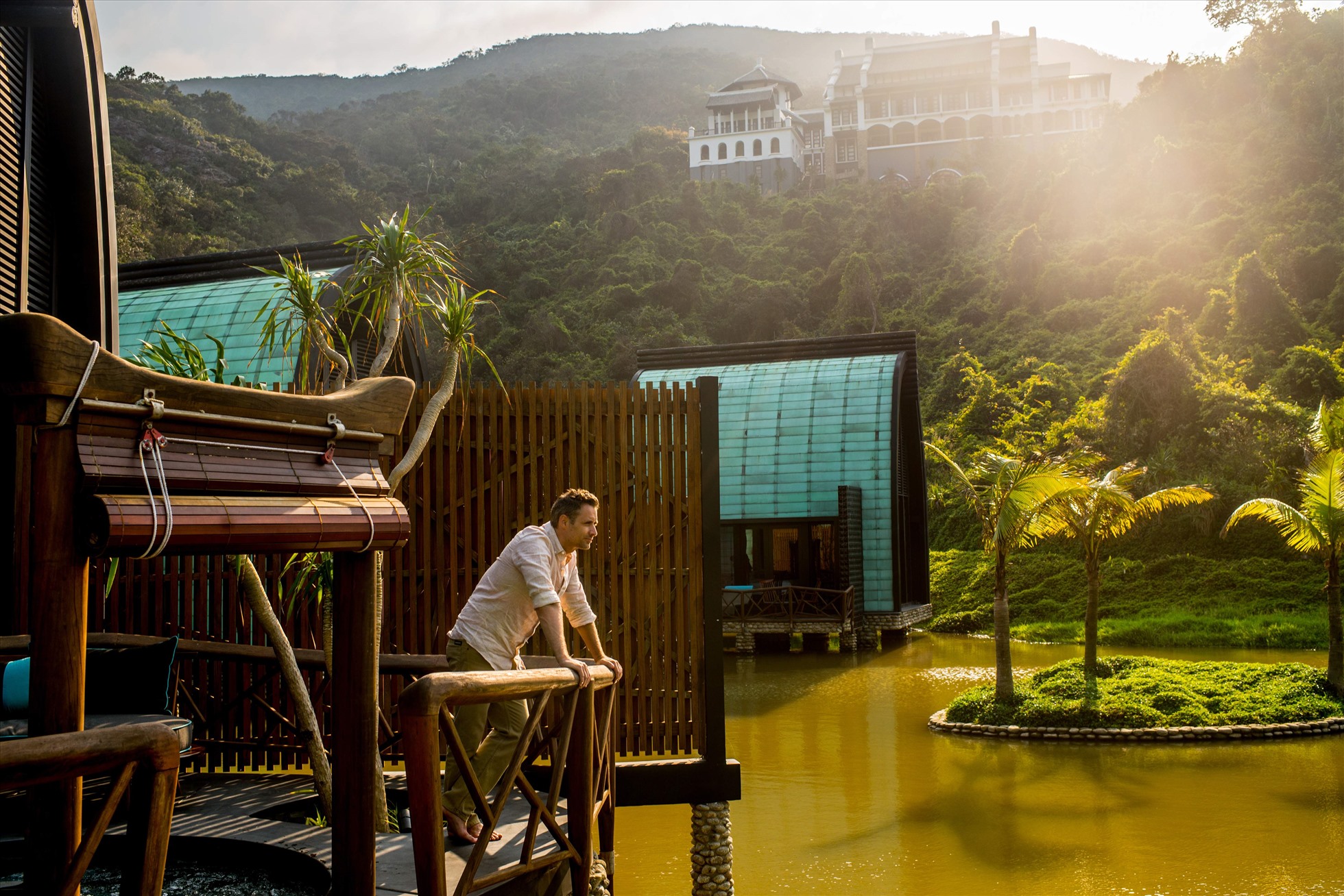InterContinental Danang Sun Peninsula Resort 4 lần liên tiếp đoạt giải khu resort sang trọng nhất thế giới của WTA. Ảnh: Hà