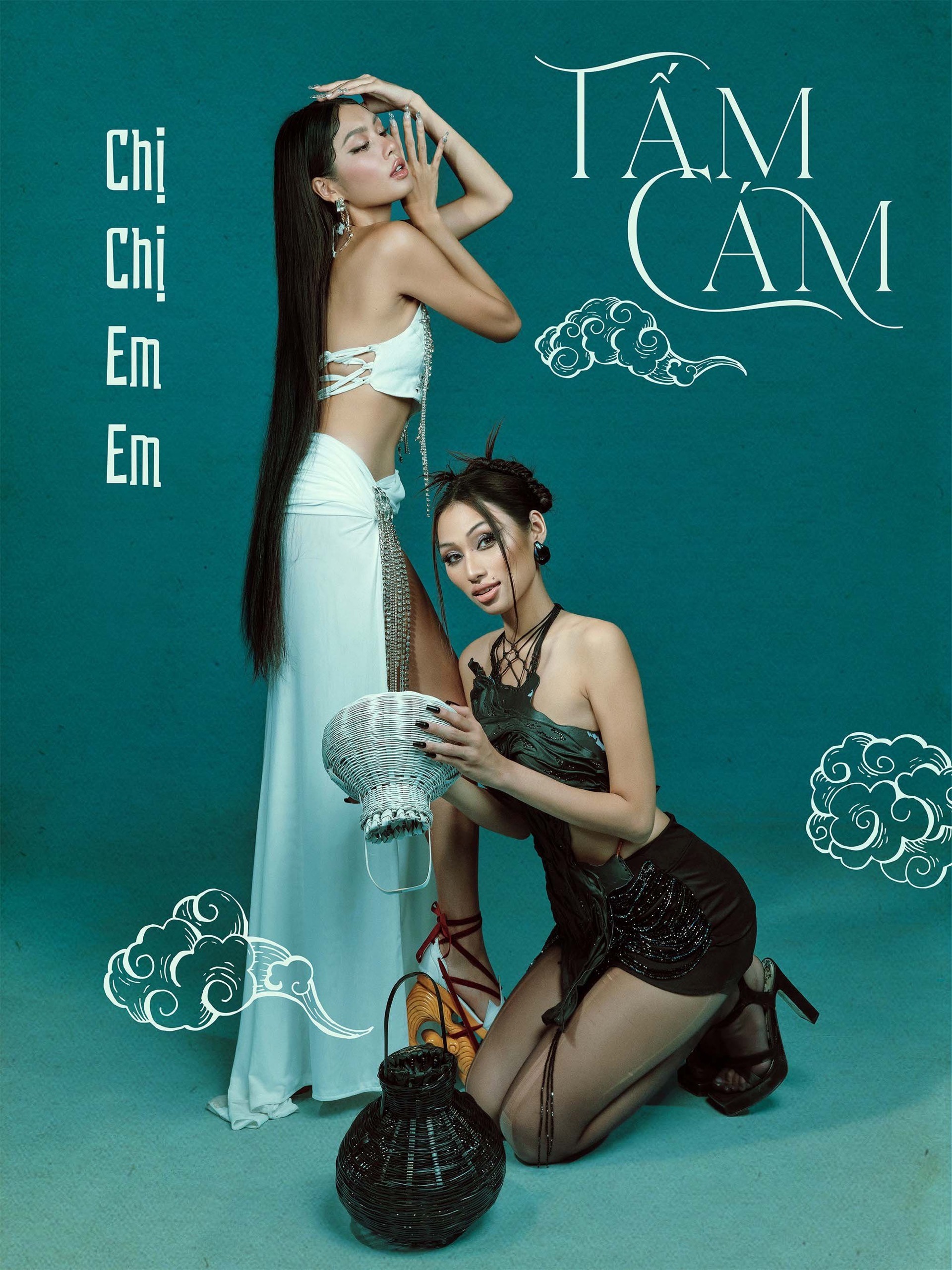 Lấy ý tưởng từ truyện cổ tích Tấm Cám, trong đó Thảo Nhi Lê vào vai chị Tấm nhẹ nhàng thanh thoát, còn Bảo Ngọc lại hóa thân thành cô Cám ma mị nhưng quyến rũ. Phân đoạn mà cặp đôi yêu thích để thể hiện trong bộ hình mới là cảnh Tấm và Cám mò cua bắt ốc để đổi lấy yếm đào từ mẹ.