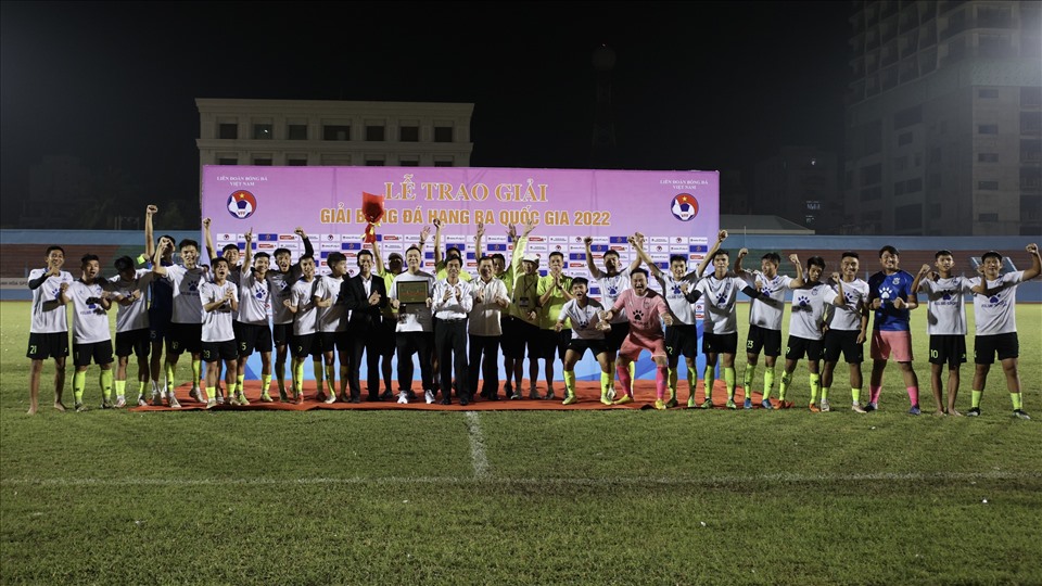 Dugong Kiên Giang và Luxury Hạ Long giành quyền tham dự giải hạng Nhì Quốc gia 2023. Ảnh: VFF