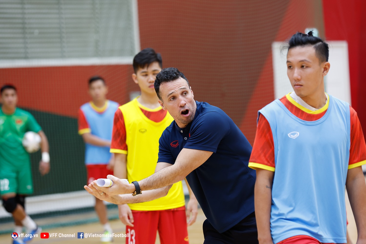 Huấn luyện viên Giustozzi giúp futsal Việt Nam tiến bộ nhưng vẫn chưa đủ sức để chơi sòng phẳng với Iran. Ảnh: VFF