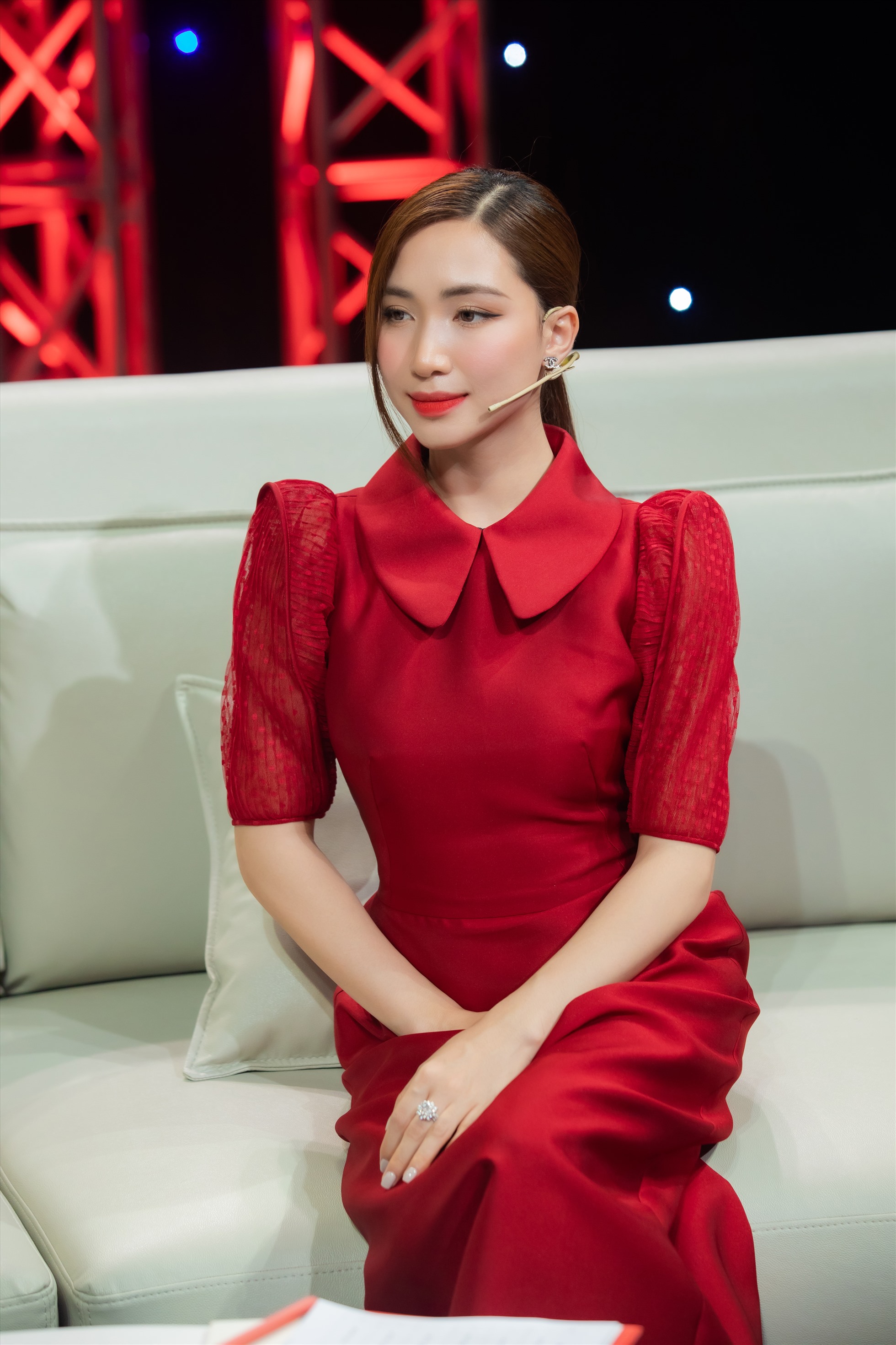 Hòa Minzy từng tham dự “Gương mặt thân quen” với tư cách thí sinh. Ảnh: NSX.