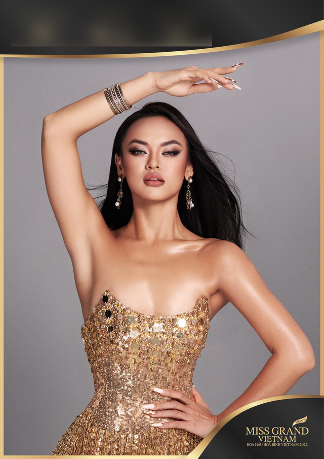 Mai Ngô hài lòng với kết quả đạt được trong cuộc thi “Miss Grand Vietnam 2022“. Ảnh: NVCC