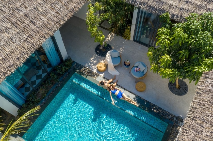 Khu nghỉ dưỡng New World Phu Quoc mang phong cách làng chài miền biển, đưa du khách chạm vào thiên nhiên diệu kỳ.