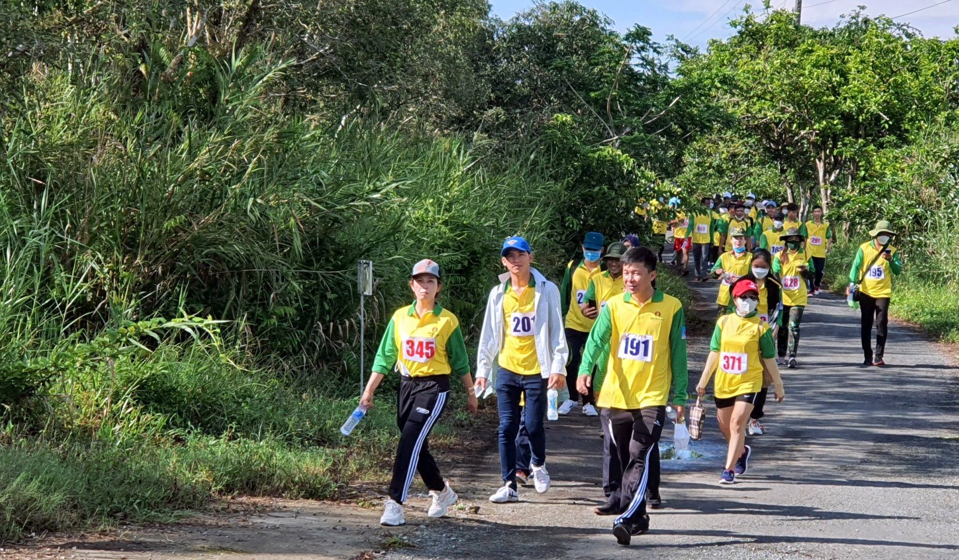 Tỉnh Cà Mau đã từng tổ chức thành công giải đi bộ xuyên rừng U Minh hạ. Ảnh: Nhật Hồ