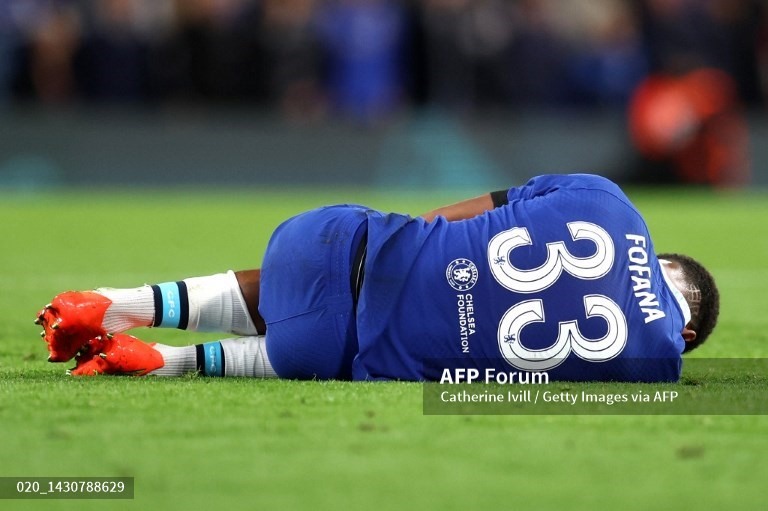 Fofana rời sân ngay sau khi ghi bàn mở tỉ số.  Ảnh: AFP