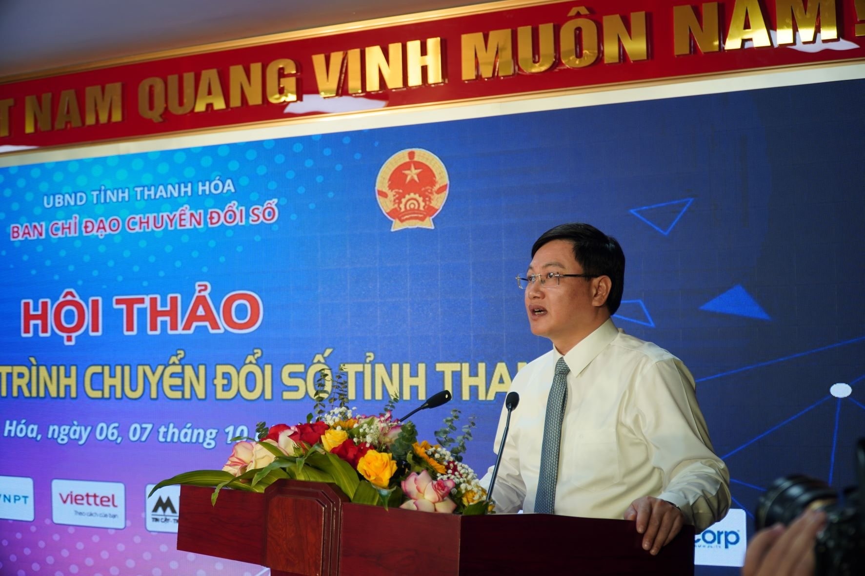Ông Mai Xuân Liêm - Phó Chủ tịch UBND tỉnh Thanh Hóa phát biểu tại hội nghị. Ảnh: V.D
