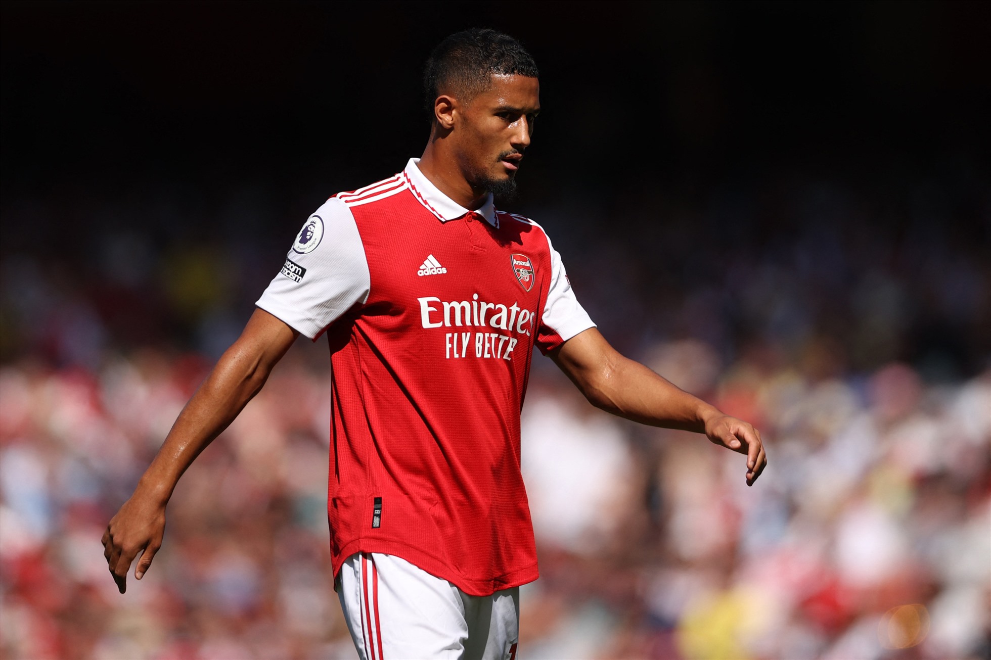 Saliba là mảnh ghép hoàn hảo cho hàng thủ Arsenal. Ảnh: AFP
