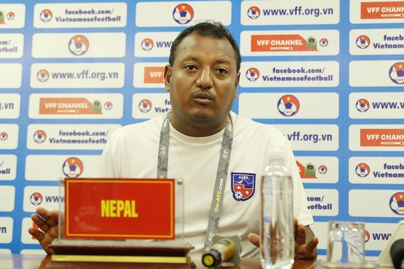 Huấn luyện viên trưởng U17 Nepal đánh giá rất cao đội tuyển Việt Nam. Ảnh: VFF