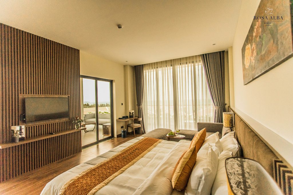 Nội thất đơn giản nhưng rất sang trọng và hiện đại Ảnh: Rosa Alba Resort & Villas