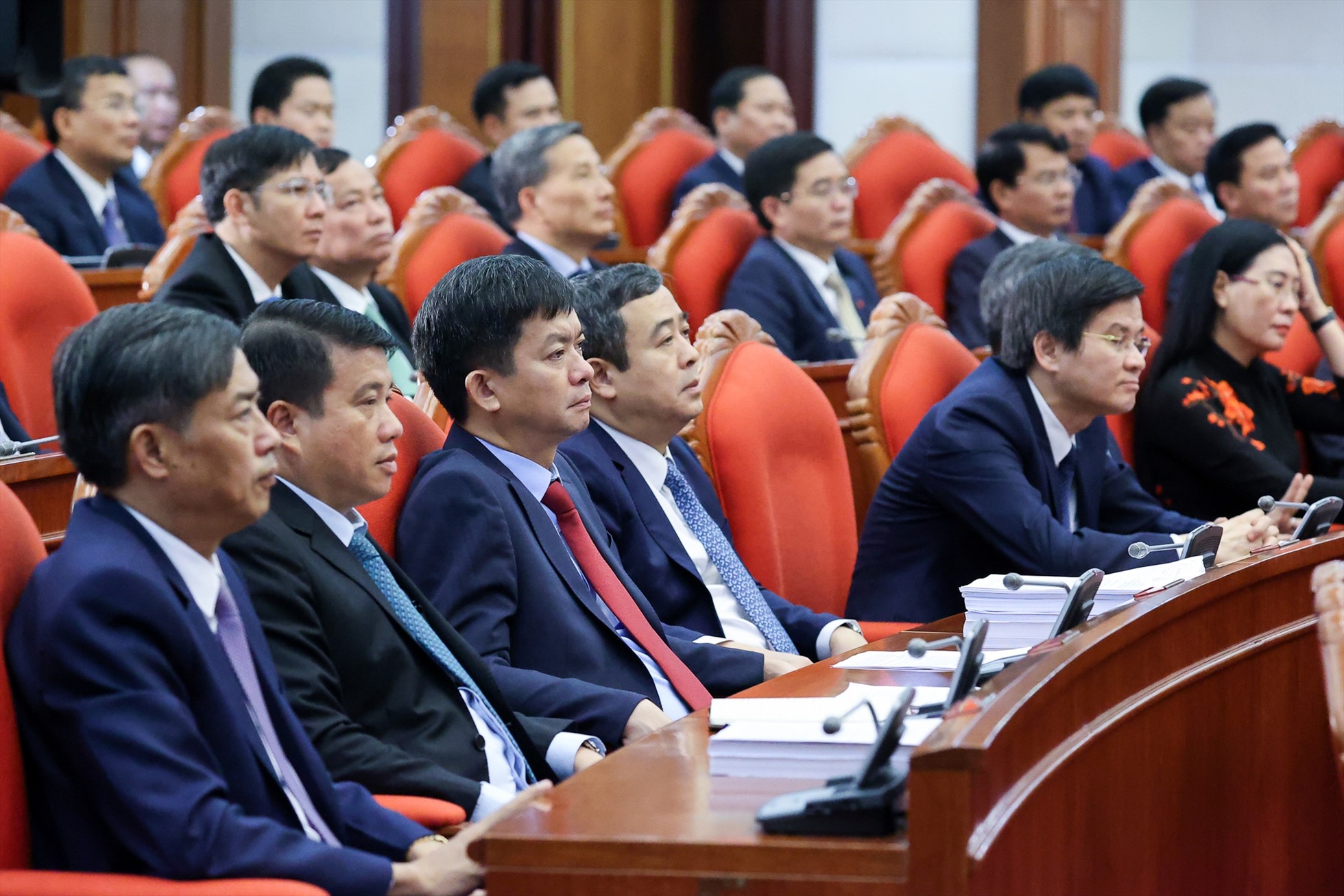 Các đại biểu dự Hội nghị Trung ương 6 khóa XIII