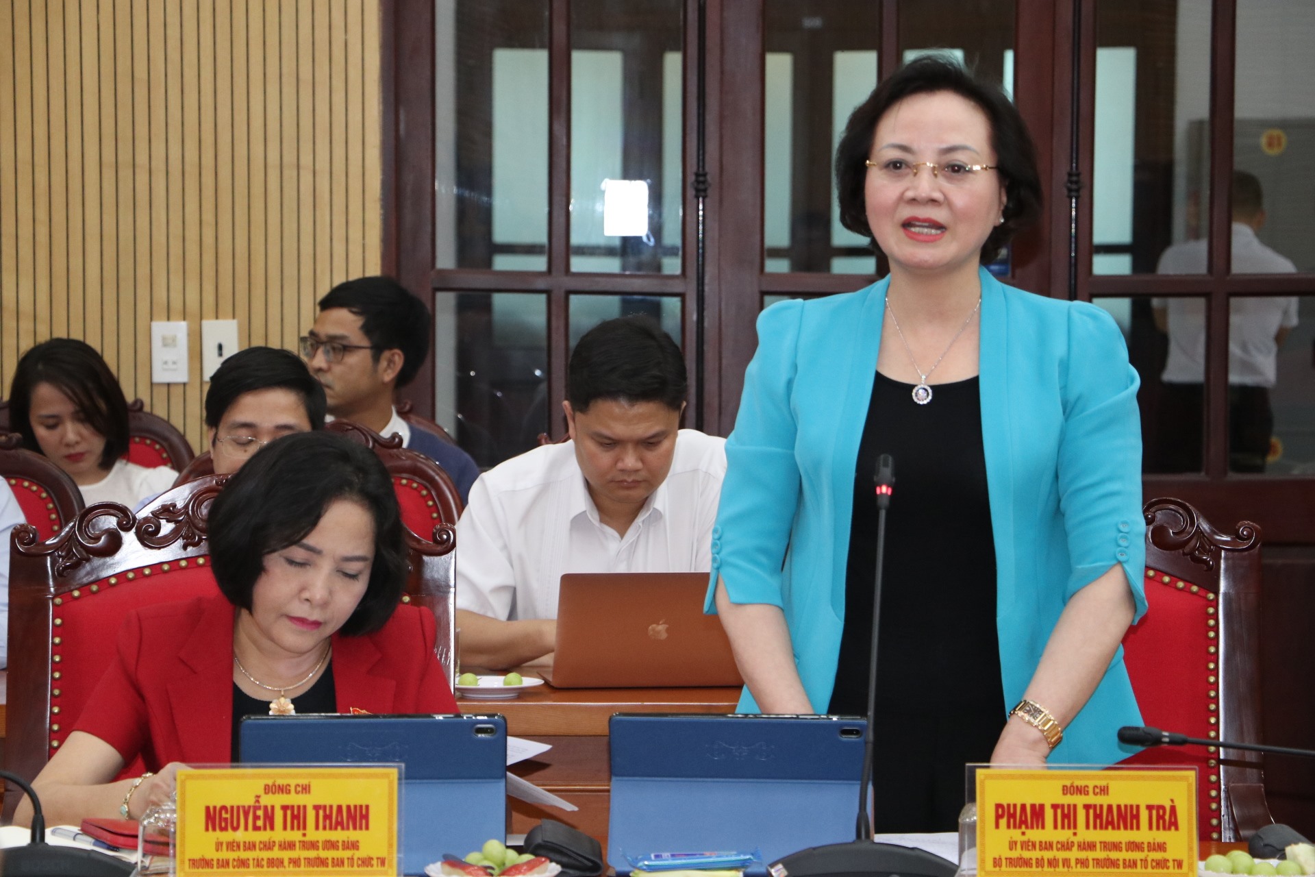 Bộ trưởng Bộ Nội vụ Phạm Thị Thanh Trà phát biểu tại cuộc làm việc.