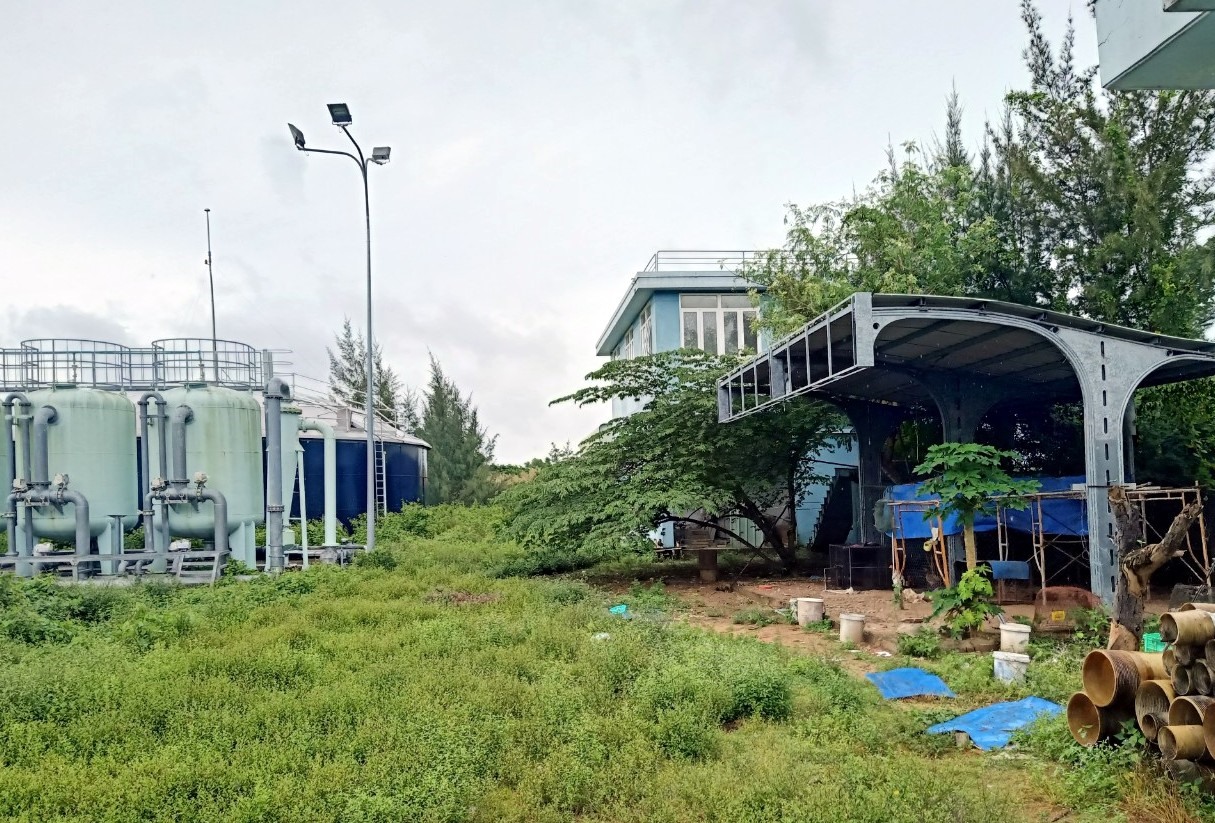 Nhà máy nước sạch Đông Hải gần như bỏ hoang sau 13 năm được cấp phép đầu tư. Ảnh: Nhật Hồ