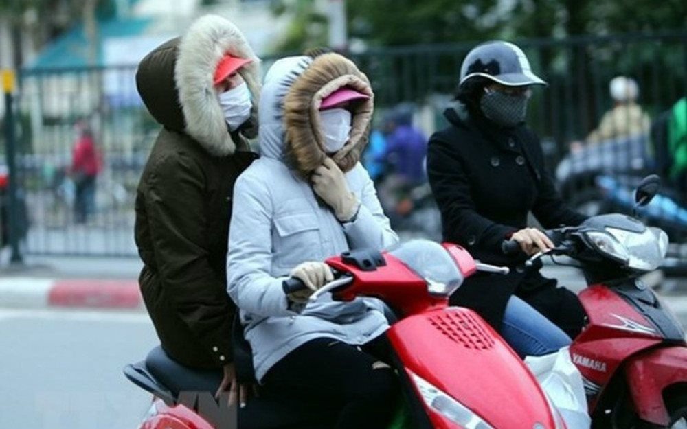 Tin tức 24h: Không khí lạnh tràn về, Hà Nội lạnh 18 độ C