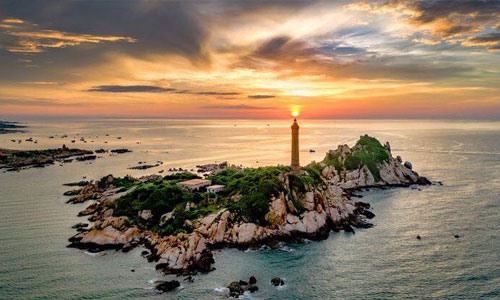 Ngọn hải đăng Kê Gà trên Mũi Kê Gà là ngọn hải đăng cổ nhất Đông Nam Á Ảnh: Nét đẹp Bình Thuận
