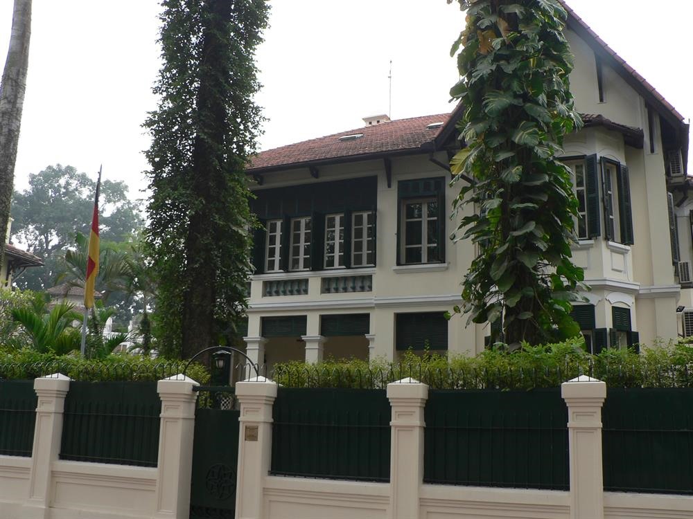 Một cơ sở phục vụ đối ngoại ở Hà Nội. Ảnh LĐO