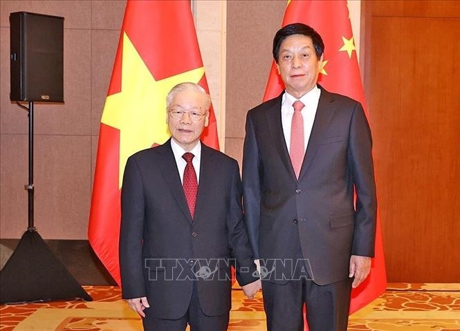 Tổng Bí thư Nguyễn Phú Trọng hội kiến Chủ tịch Quốc hội Trung Quốc Lật Chiến Thư. Ảnh: TTXVN