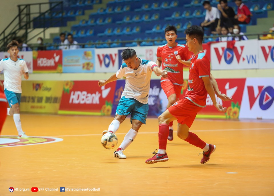 Sanvinest Khánh Hoà giành chiến thắng 1-0 trước Cao Bằng. Ảnh: VFF