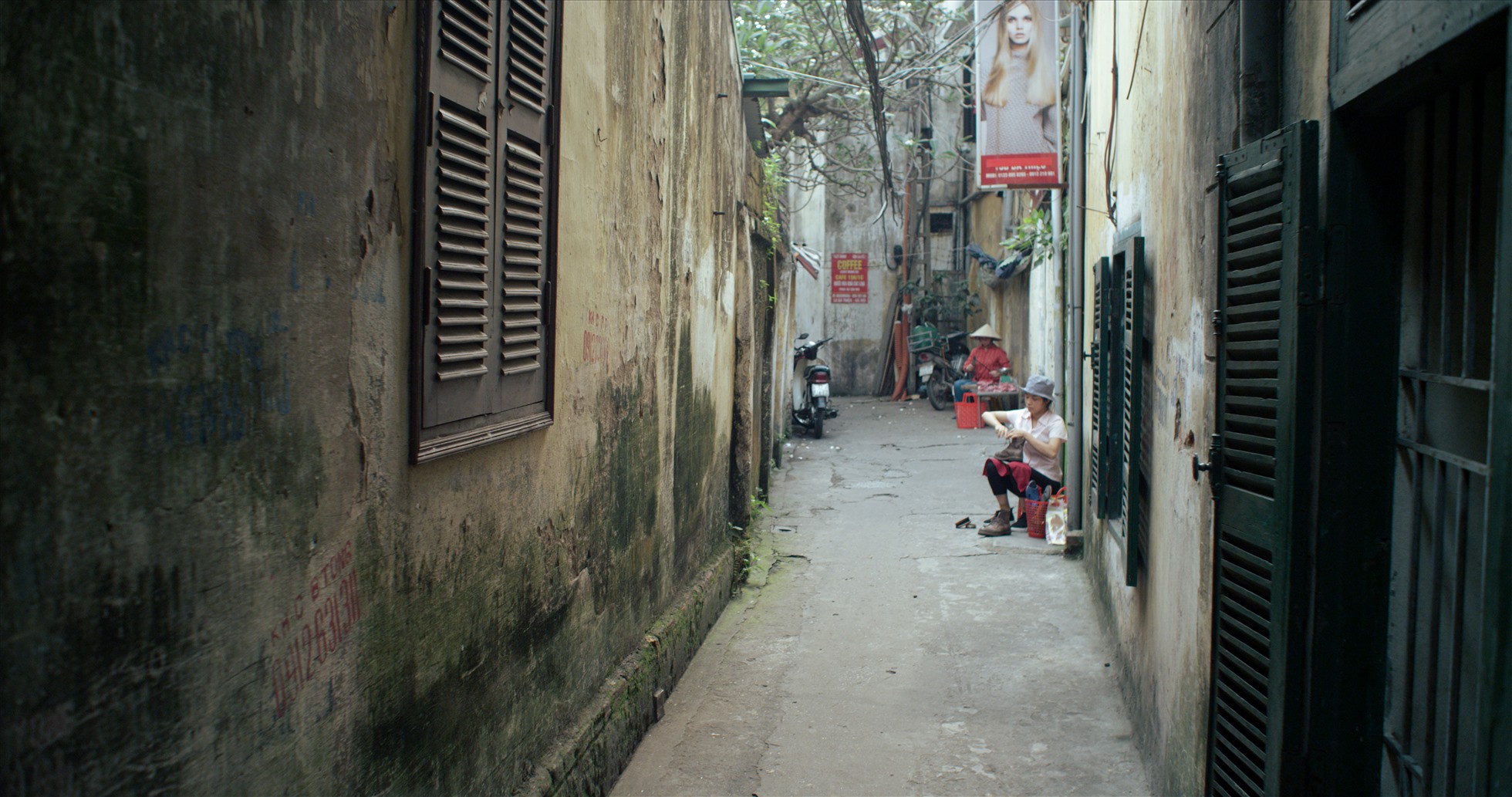 “Hòa nhài” tái hiện những lát cắt đời sống ở Hà Nội, gửi gắm tình yêu Hà Nội của đạo diễn - NSND Đặng Nhật Minh. Ảnh: NSX