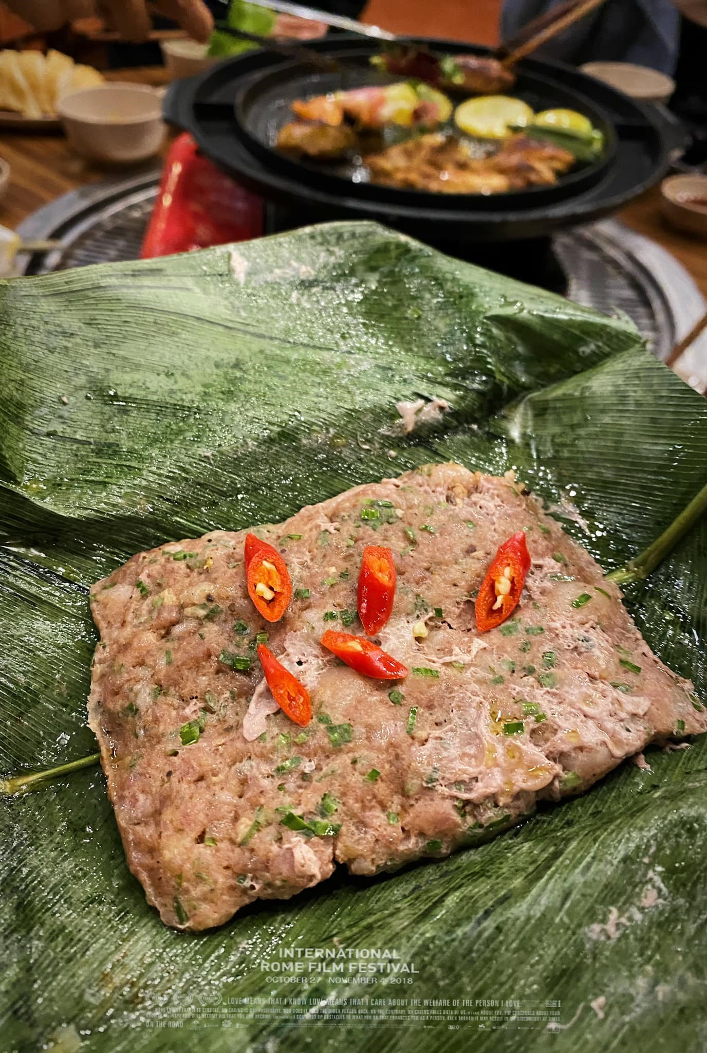 Nhiều  món ăn hấp dẫn du khách.