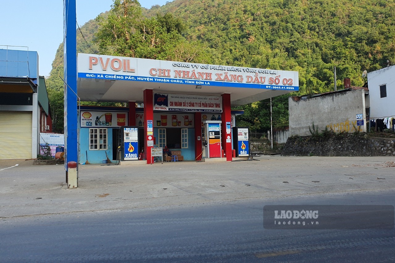 Do tình trạng khan hiếm xăng dầu nên nhiều cây xăng trên địa bàn tỉnh Sơn La đã phải đóng cửa.