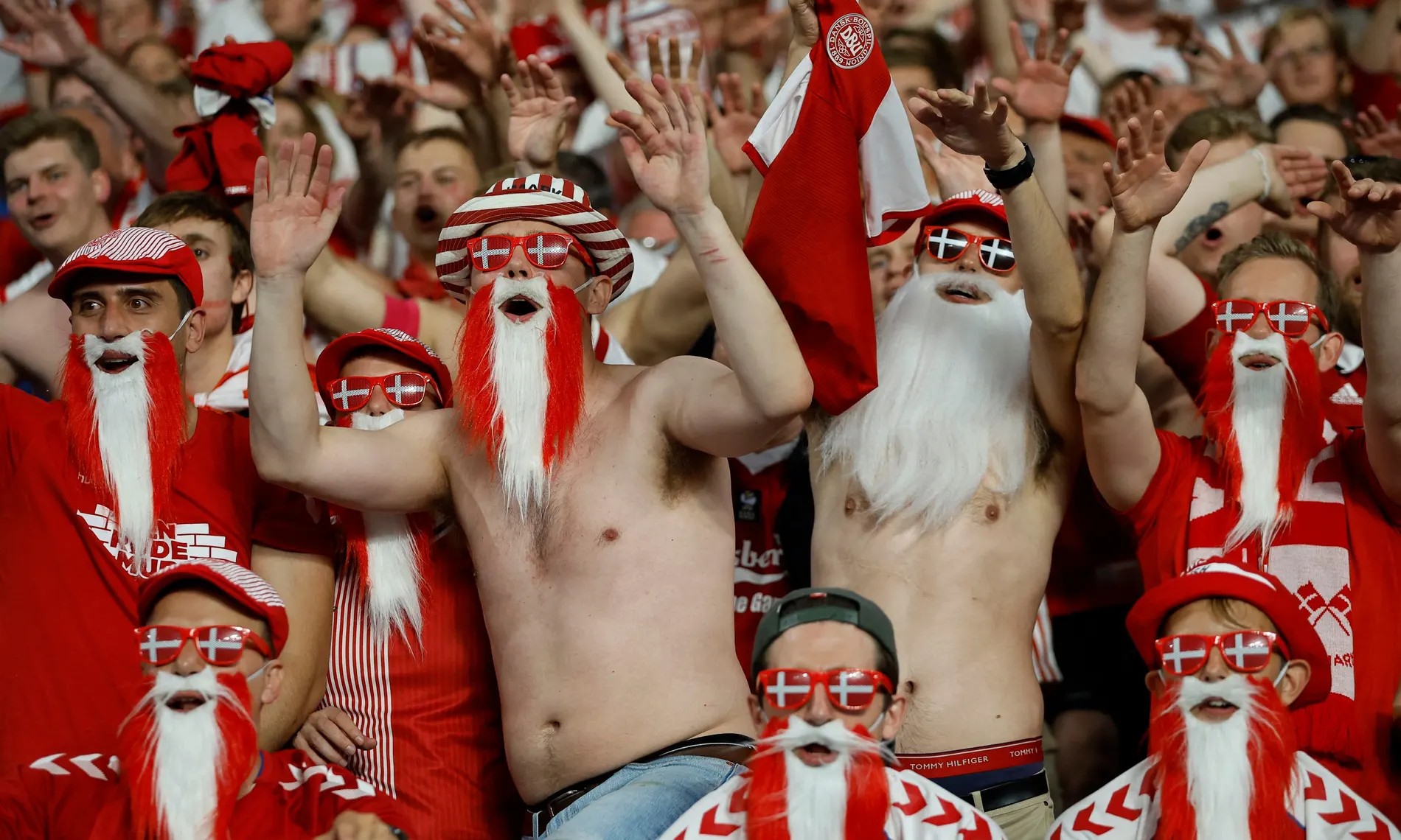 Sự cuồng nhiệt của các cổ động viên luôn là động lực với tuyển Đan Mạch ở các giải đấu lớn.  Ảnh: AFP