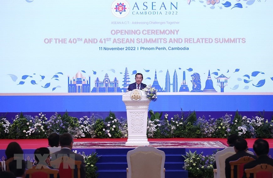 Thủ tướng Campuchia, Chủ tịch ASEAN 2022 Samdech Techo Hun Sen phát biểu tại lễ khai mạc Hội nghị cấp cao ASEAN lần thứ 40 và 41. Ảnh: TTXVN