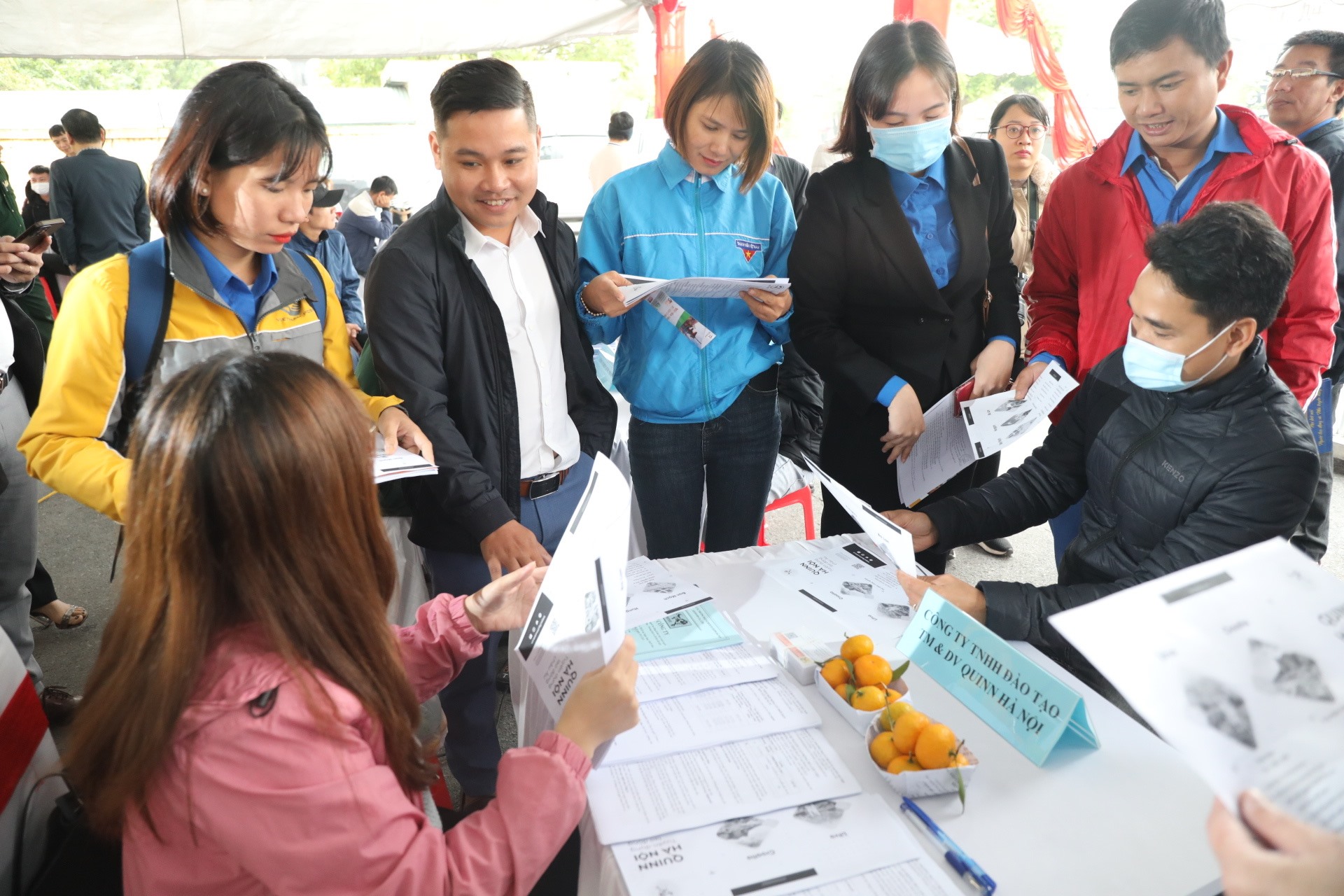 Năm 20222, tỉnh Ninh Bình đặt mục tiêu đưa 1.400 lao động đi làm việc ở nước ngoài. Ảnh: NT
