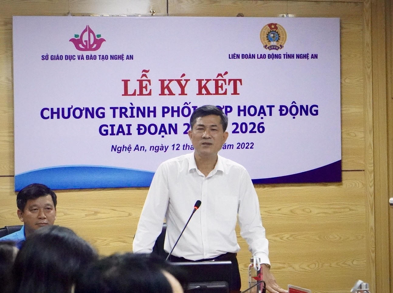 Ông Thái Văn Thành - Giám đốc Sở Giáo dục và Đào tạo Nghệ An phát biểu tại buổi lễ. Ảnh: Quỳnh Trang