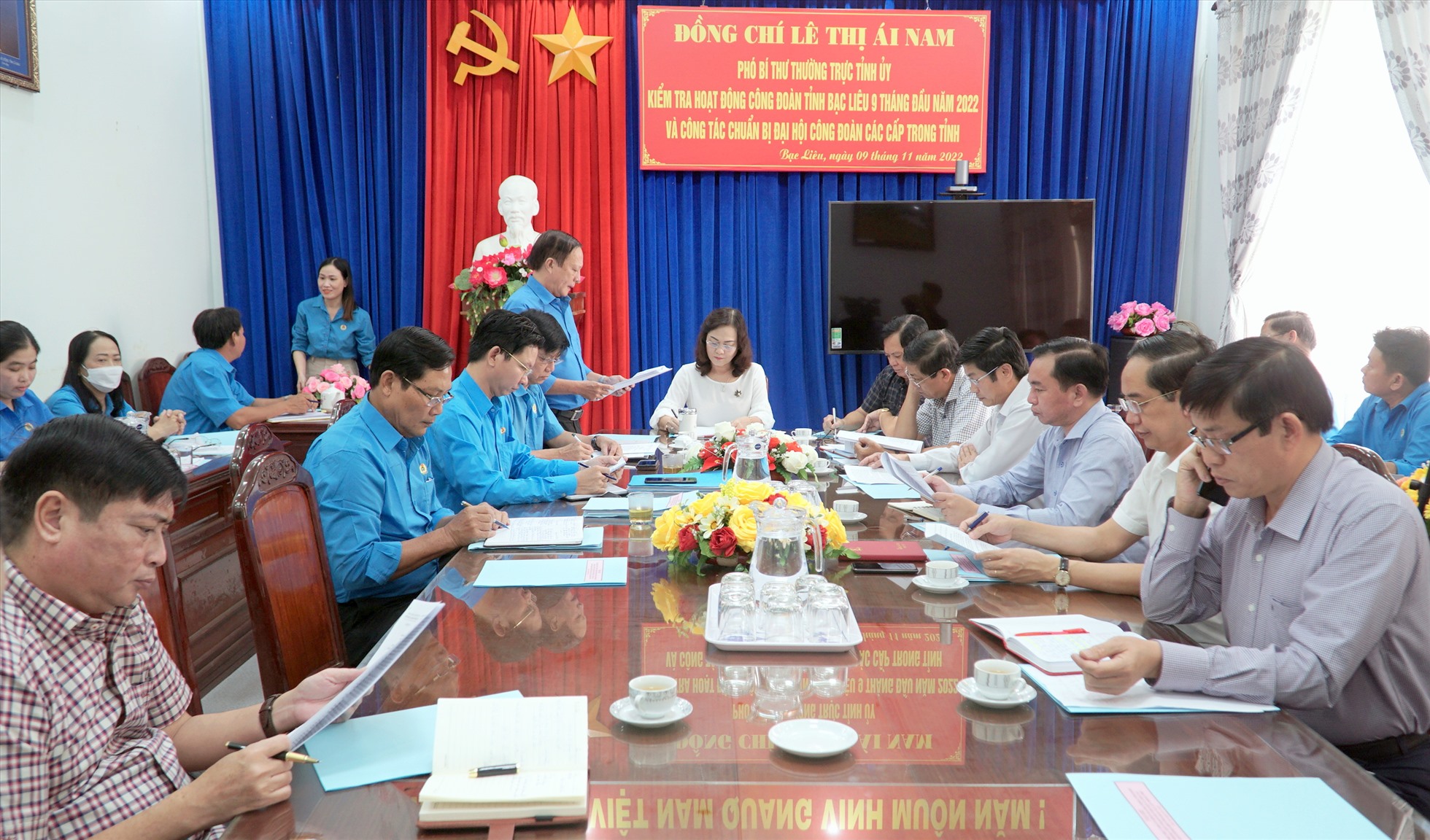 Tại buổi làm việc với LĐLĐ tỉnh, Tỉnh ủy Bạc Liêu thông tin se thành lập Ban chỉ đạo phát triển đảng, đoàn thể. Ảnh: Nhật Hồ
