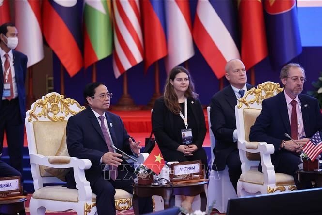 Đối thoại toàn cầu ASEAN lần đầu tiên diễn ra năm 2012 tại Phnom Penh, Campuchia theo sáng kiến của Campuchia. Ảnh: TTXVN