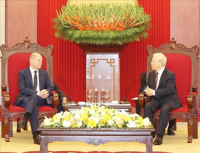 Tổng Bí thư Nguyễn Phú Trọng tiếp Thủ tướng Đức Olaf Scholz tại Trụ sở Trung ương Đảng chiều 13.11. Ảnh: TTXVN