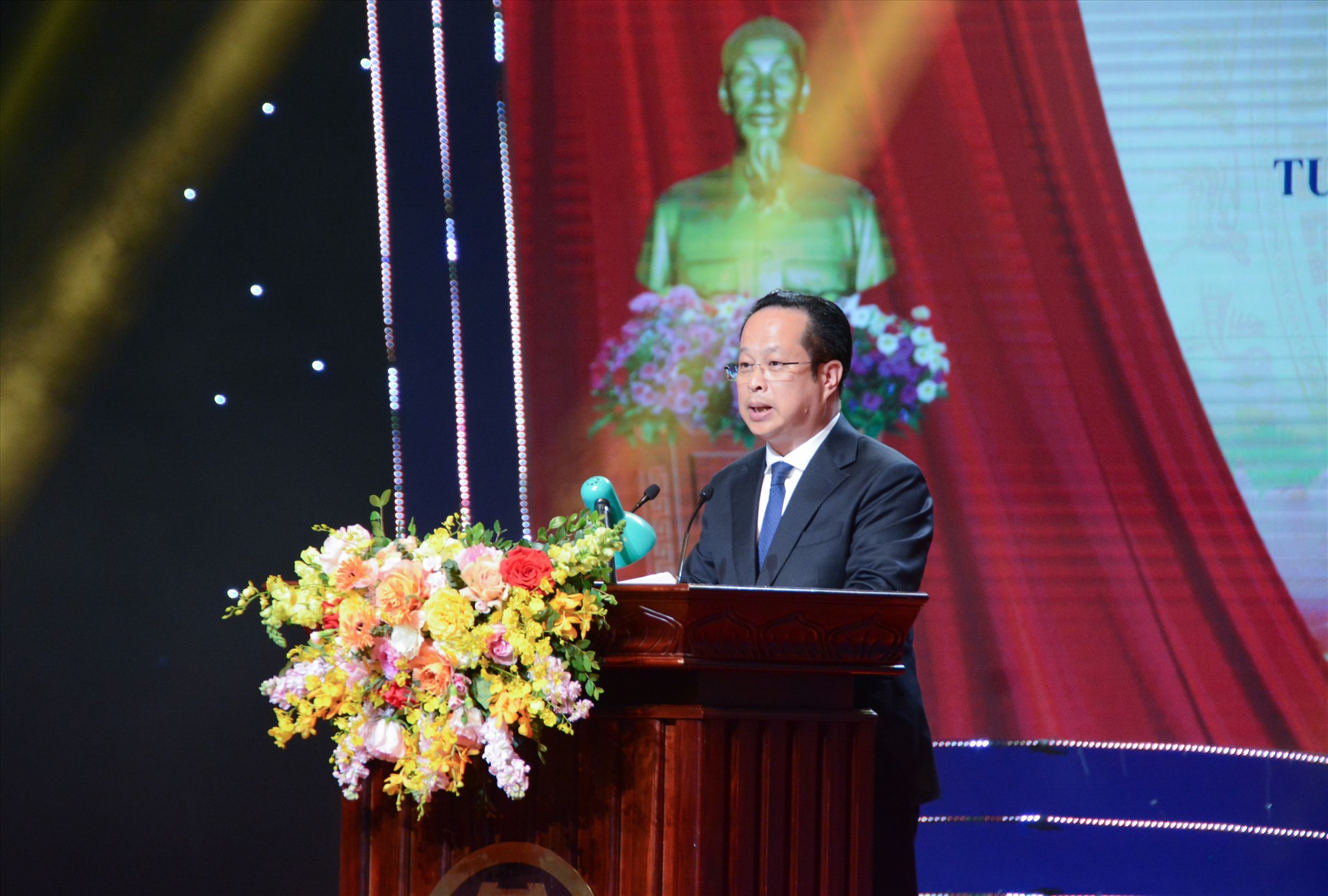 Ông Trần Thế Cương - Giám đốc Sở GDĐT Hà Nội phát biểu tại buổi lễ.