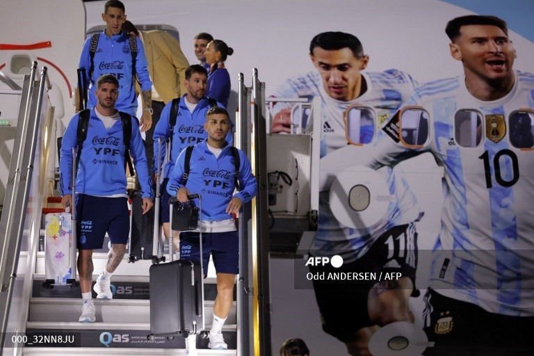 Messi và các đồng đội đã có mặt tại Qatar. Ảnh: AFP