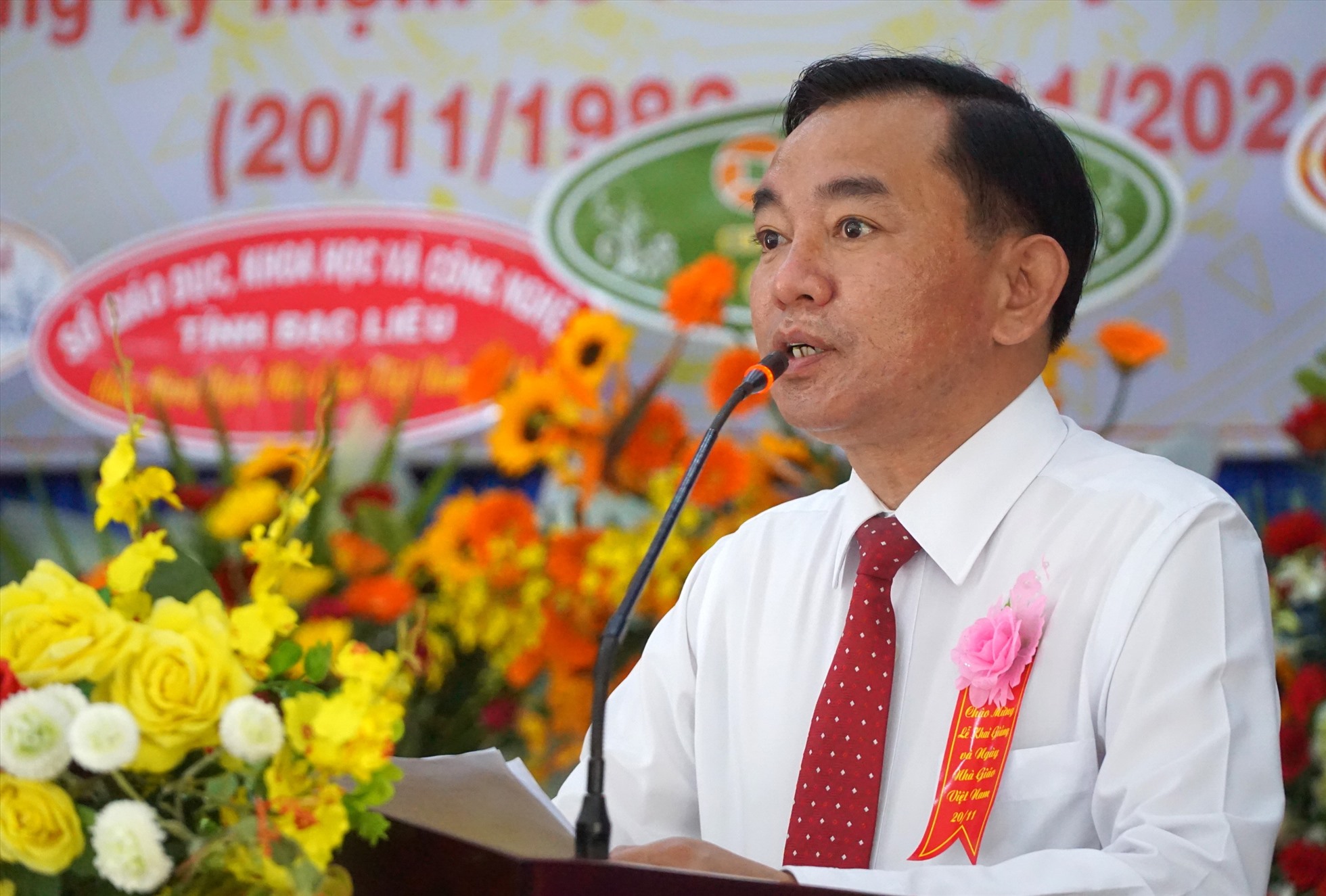 Phó chủ tịch UBND tỉnh Bạc Liêu  Phan Thanh Duy phát biểu tại Lễ khai giảng năm học mới Trường Cao đẳng nghề Bạc Liêu. Ảnh: Nhật Hồ