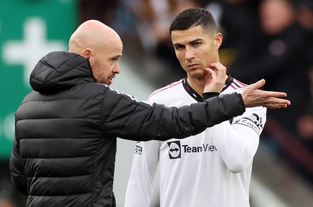 Ronaldo tố Erik ten Hag không tôn trọng mình. Ảnh: AFP.