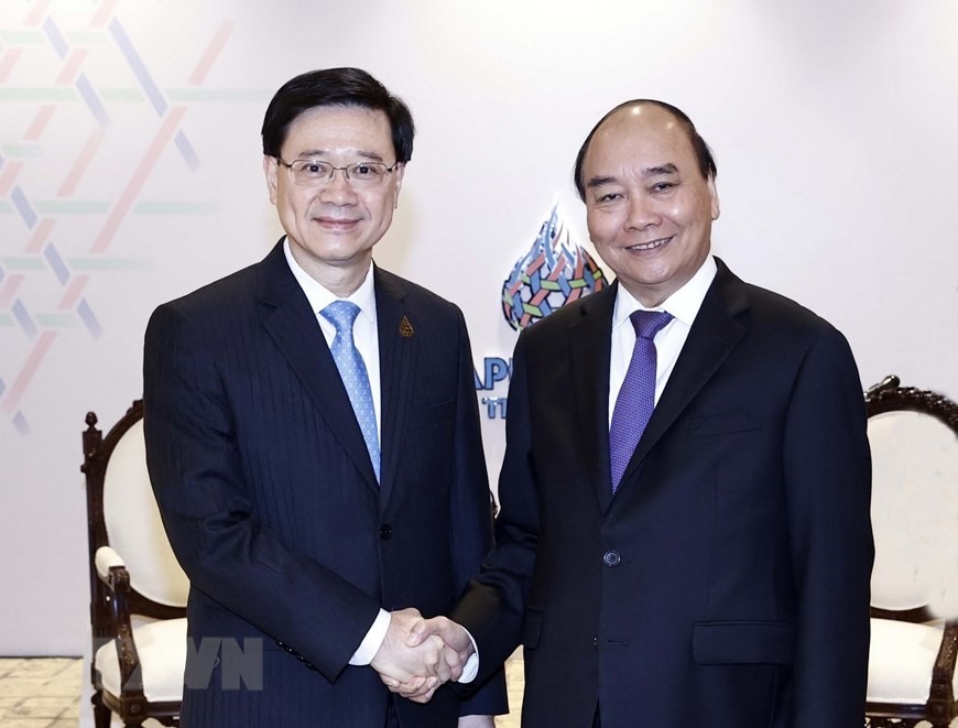 Chủ tịch nước Nguyễn Xuân Phúc tiếp ông Lý Gia Siêu, Trưởng Đặc khu hành chính Hong Kong (Trung Quốc). Ảnh: TTXVN