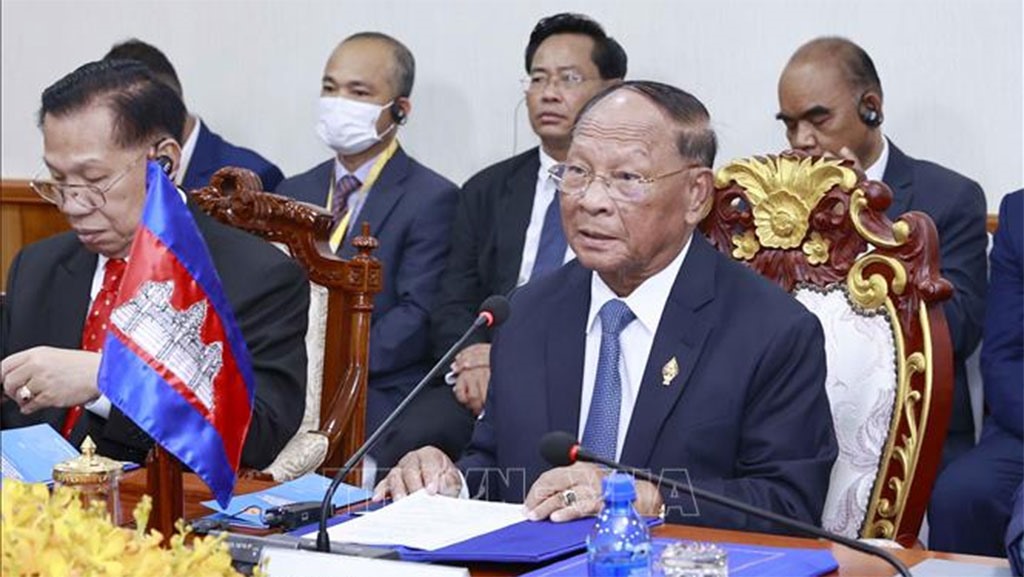 Chủ tịch Quốc hội Campuchia Samdech Heng Samrin tại cuộc hội đàm với Chủ tịch Quốc hội Vương Đình Huệ. Ảnh: TTXVN