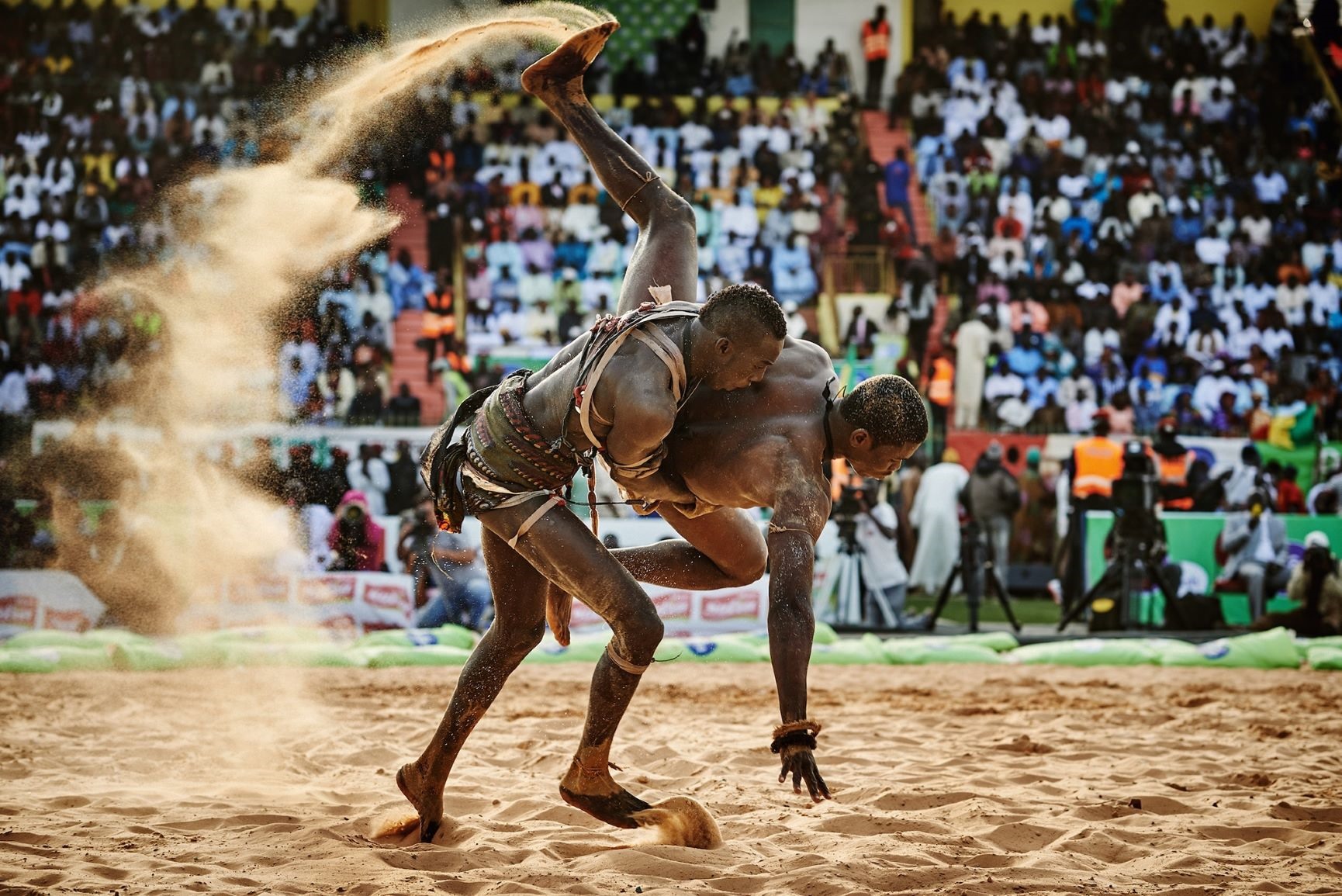 Môn thể thao phổ biến nhất của Senegal là đấu vật. Ảnh: Trational Sports