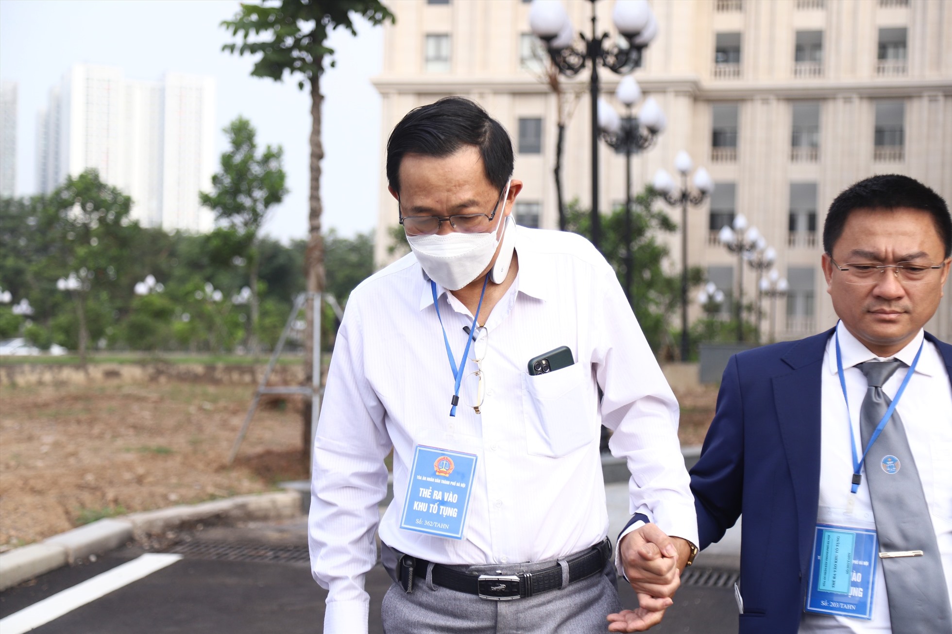 Ông Cao Minh Quang bị cáo buộc thiếu trách nhiệm nên không biết Công ty Dược Cửu Long do bị cáo Lương Văn Hoá - cựu Tổng Giám đốc giữ lại hơn 3,8 triệu USD tiền được đối tác giảm cho. Ảnh: Việt Dũng